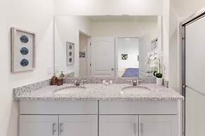 Beautiful 5 Bed Pool Home With Game Room 5 Bedroom Home by RedAwning