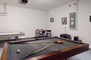 Beautiful 5 Bed Pool Home With Game Room 5 Bedroom Home by RedAwning