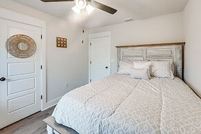 Near State Parks: Carrabelle Home w/ Beach Access!