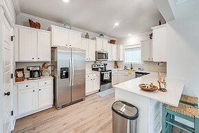 Near State Parks: Carrabelle Home w/ Beach Access!