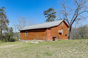 Serene Guion Cabin < 1 Mi to the White River!