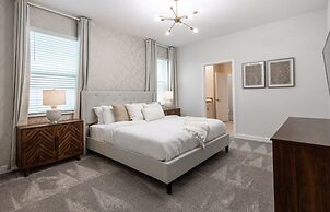 Spacious Family 7 Bed Pool Home And Game Room 7 Bedroom Home by RedAwn