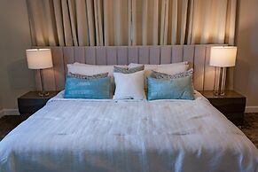 Luxurious Pool Home With Game Room 5 Bedroom Home by RedAwning