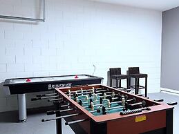 Cozy Family Friendly Pool Home With Game Room 5 Bedroom Home by RedAwn