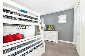 Spacious 5 Bed Pool Home With Game Room 5 Bedroom Home by RedAwning