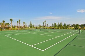 Spacious 5 Bed Pool Home With Game Room 5 Bedroom Home by RedAwning