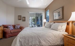 Cozy 4 Bed Pool Home With Spa 4 Bedroom Home by RedAwning