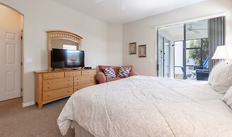 Cozy 4 Bed Pool Home With Spa 4 Bedroom Home by RedAwning