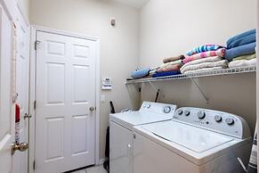 Cozy 4 Bed Pool Home With Spa 4 Bedroom Home by RedAwning