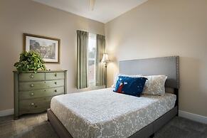 Beautiful 5 Bed Pool Home In Reunion 5 Bedroom Home by RedAwning