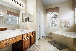 Beautiful 5 Bed Pool Home In Reunion 5 Bedroom Home by RedAwning