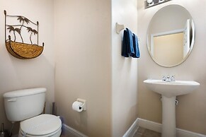 Beautiful 5 Bed Pool Home In Reunion 5 Bedroom Home by RedAwning