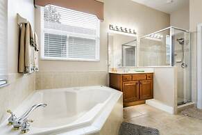 Beautiful 5 Bed Pool Home In Reunion 5 Bedroom Home by RedAwning