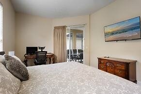 Beautiful 5 Bed Pool Home In Reunion 5 Bedroom Home by RedAwning