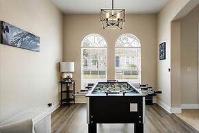 Beautiful 5 Bed Pool Home In Reunion 5 Bedroom Home by RedAwning