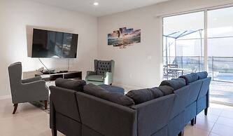 Spacious 10 Bed Pool Home With Game Room- 10 Bedroom Home by RedAwning