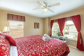 Spacious And Relaxing Home With South Facing Pool 6 Bedroom Home by Re