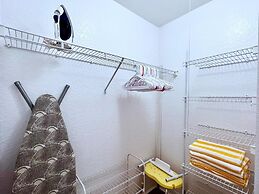 Lovely Family Town Home In Great Location 4 Bedroom Townhouse by RedAw