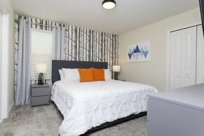 9 Bed Fun Rooms For Everyone Pool & Spa 9 Bedroom Home by RedAwning