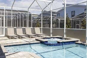 9 Bed Fun Rooms For Everyone Pool & Spa 9 Bedroom Home by RedAwning