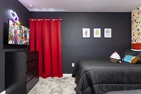 9 Bed Fun Rooms For Everyone Pool & Spa 9 Bedroom Home by RedAwning