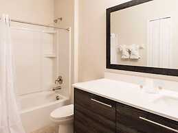 Lovely 2 Bed 2 Bath Town Home-2sltth1 2 Bedroom Townhouse by RedAwning