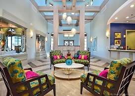 4 Bed Champions Gatel Town Home With Splash Pool 4 Bedroom Townhouse b