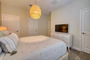 4 Bed Champions Gatel Town Home With Splash Pool 4 Bedroom Townhouse b