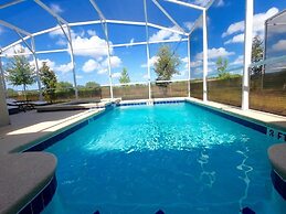 Beautiful And Spacious 5 Bed Pool Home 5 Bedroom Home