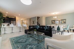 Spacious 8 Bed Pool Home With Game Room 8 Bedroom Condo by RedAwning