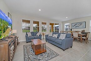 7535oakmoss 7 Bedroom Villa by RedAwning