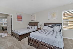 7535oakmoss 7 Bedroom Villa by RedAwning