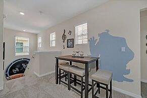 7535oakmoss 7 Bedroom Villa by RedAwning