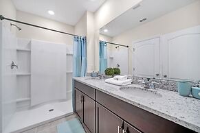 7535oakmoss 7 Bedroom Villa by RedAwning