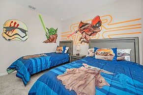 7535oakmoss 7 Bedroom Villa by RedAwning