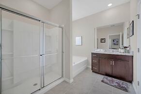 7535oakmoss 7 Bedroom Villa by RedAwning