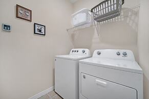 7535oakmoss 7 Bedroom Villa by RedAwning