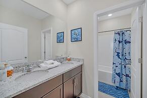 7535oakmoss 7 Bedroom Villa by RedAwning