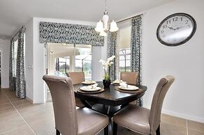 Beautiful Pool Home With Game Room 4 Bedroom Home by RedAwning