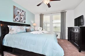 Beautiful Pool Home With Game Room 4 Bedroom Home by RedAwning