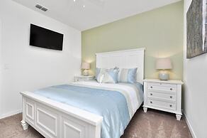 Beautiful Pool Home With Game Room 4 Bedroom Home by RedAwning