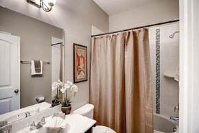 Pool Home Great Location Close To Disney 5 Bedroom Home by RedAwning