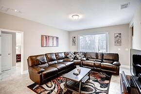 Pool Home Great Location Close To Disney 5 Bedroom Home by RedAwning