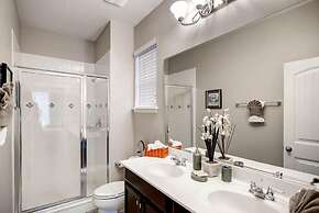 Pool Home Great Location Close To Disney 5 Bedroom Home by RedAwning