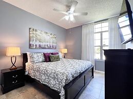 Privacy 4 Bed 3 Bath Pool Home With Spa 4 Bedroom Home by RedAwning