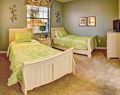 Cozy Pool 4 Bed Home With Spa 4 Bedroom Home by RedAwning