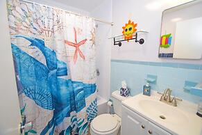Ocean Manor 1n 3 Bedroom Condo by RedAwning