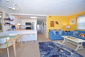 Ocean Manor 1n 3 Bedroom Condo by RedAwning