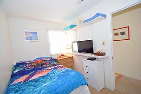 Ocean Manor 1n 3 Bedroom Condo by RedAwning