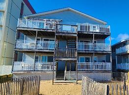 Ocean Manor 1n 3 Bedroom Condo by RedAwning
